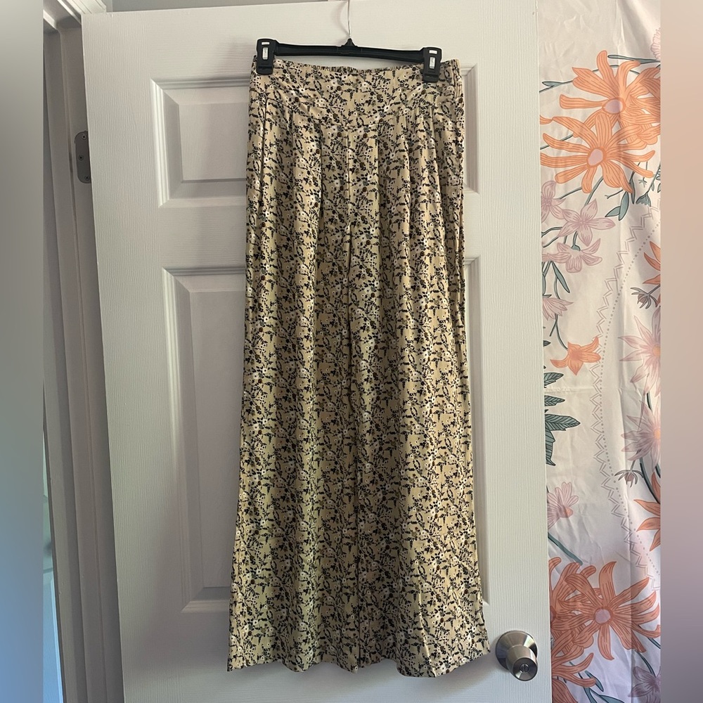 Xhilaration Soft Floral Pants - Small